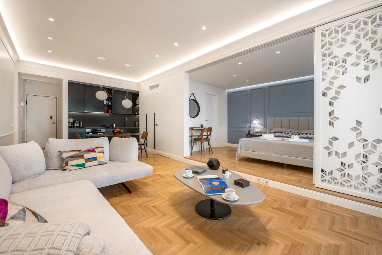 Chic Central Athens Apartment At Mavilli Sq. Exterior photo